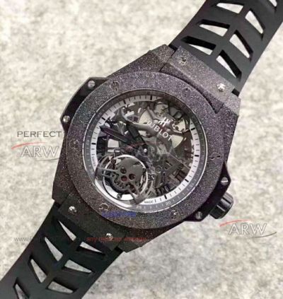 Perfect Replica Hublot Big Bang Black Frosted Men Watch Black Rubber Strap